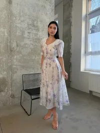 Платье с цветочным принтом  длинное