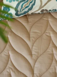 BEIGE/Беж, покрывало на кровать стеганое из сатинового хлопка, цвет бежевый