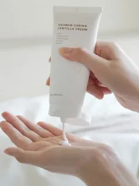 Крем с экстрактом икры лосося HEVEBLUE SALMON CARING CENTELLA CREAM 100мл