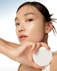 Тональный кушон с содержанием сыворотки Parnell Cicamanu Serum Cushion 15g