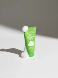 Глубоко очищающая пенка Sungboon Editor Green Tomato Deep Pore Cleansing Ultra Whipping Foam 120g