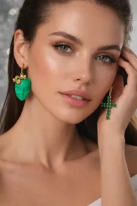 Серьги асимметрия куколка с крестом