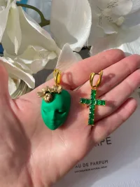 Серьги асимметрия куколка с крестом