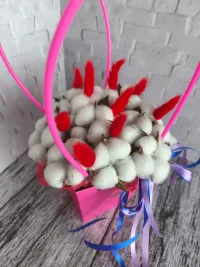 Букет из сухоцветов хлопка и лагуруса