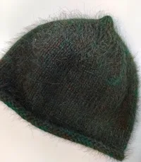 Шапка с пипкой из ангоры осень, зима.