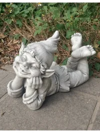 Три озорных гнома