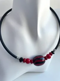 Колье из муранского стекла
